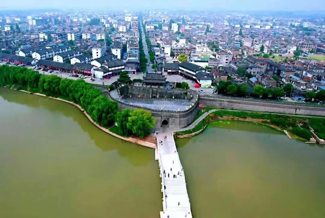 淮南：寿春城遗址新发现城墙遗迹专家论证会举行1.jpg