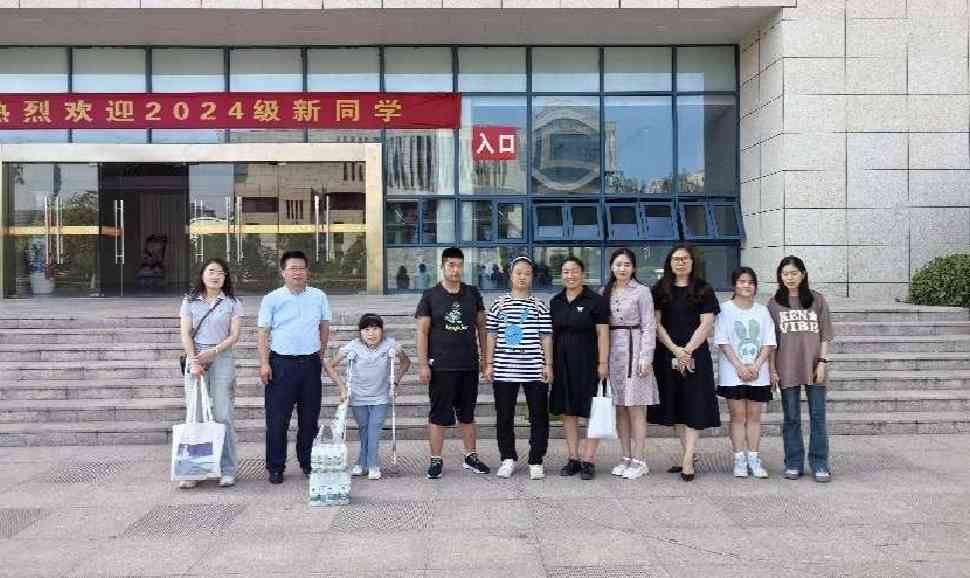 1727746428120306.jpg 1727746096075.jpg