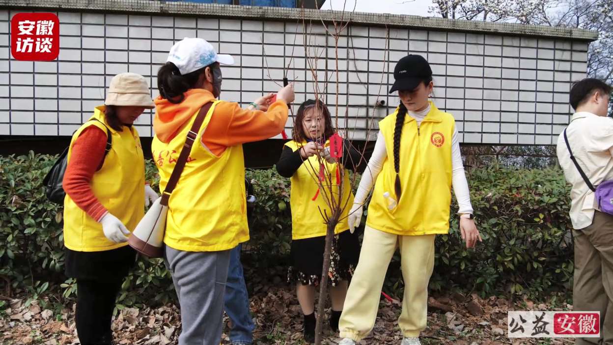 Compress_乐善公益：践行雷锋精神，共筑绿色家园——[00_00_51][20250303-080342].jpg