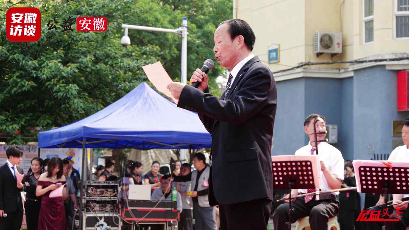 Compress_锦绣社区举办五一文艺汇演暨文明互夸会 唱[00_00_56][20250429-012549].jpg