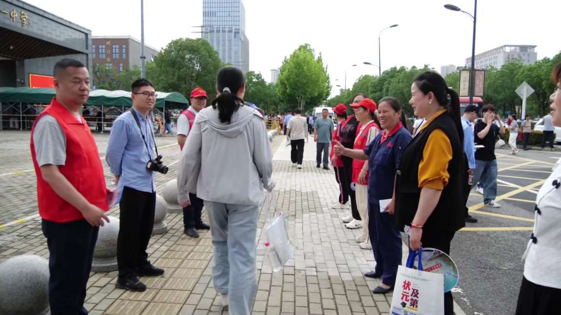 Compress_6月10日 (1)[00_00_07][20250610-233236].jpg