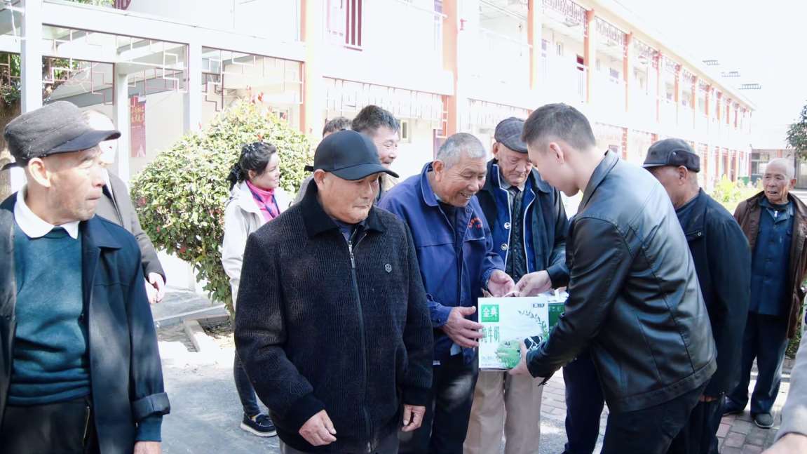 Compress_10月29日 (2)[00_00_54][20251029-191703].jpg