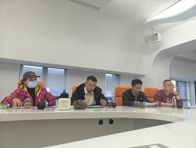 1763597944181068.jpg 2.jpg